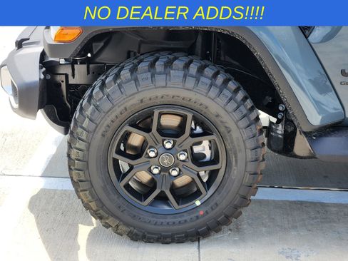 New 2026 Jeep Gladiator Sport AWD/4WD image 11