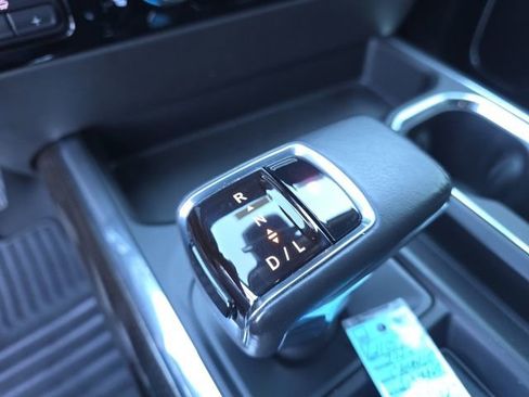 Used 2022 Chevrolet Silverado 1500 LT w/ All Star Edition Plus AWD/4WD image 21