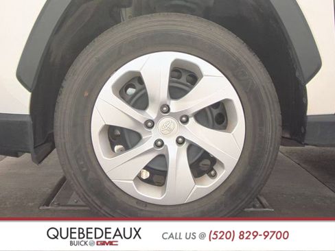 Used 2024 Toyota RAV4 LE image 9