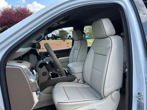 New 2026 GMC Yukon Denali RWD image 35
