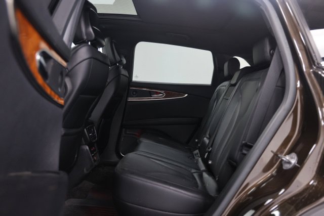 Used 2020 Lincoln Nautilus Reserve FWD image 30