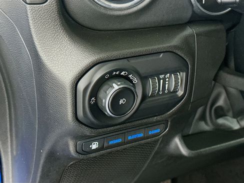 Used 2022 Jeep Wrangler Unlimited Rubicon 4xe w/ Steel Bumper Group image 16