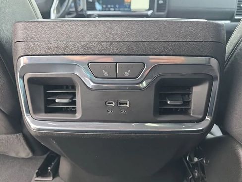 Used 2024 Chevrolet Silverado 3500 LTZ w/ LTZ Convenience Package AWD/4WD image 17