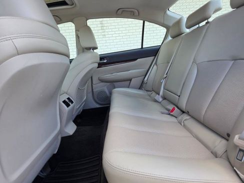 Used 2014 Subaru Legacy 2.5i Limited AWD/4WD image 12