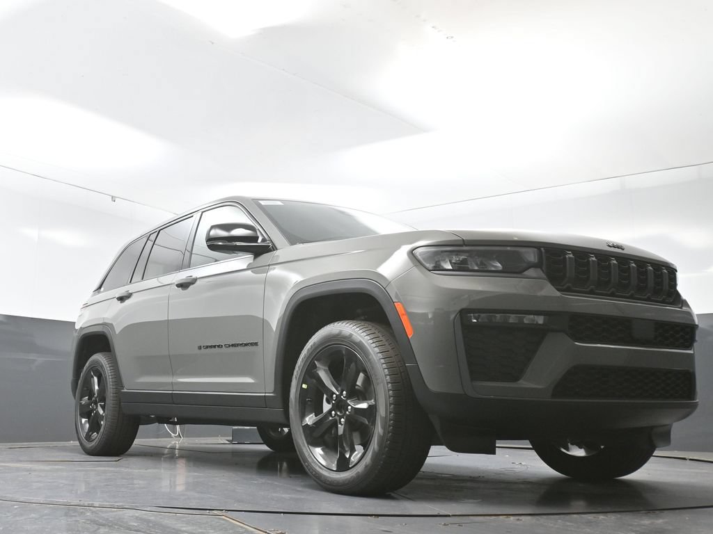 New 2027 Jeep Grand Cherokee Limited AWD/4WD image 33