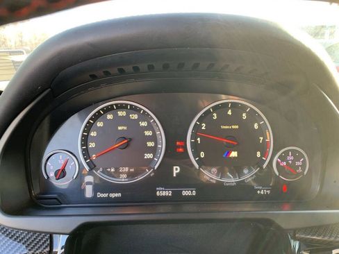 Used 2018 BMW X5 M image 4