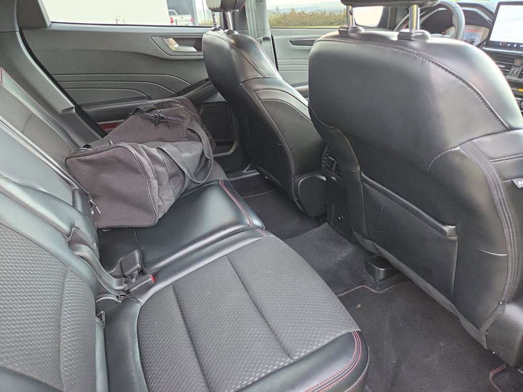 Used 2023 Ford Escape ST-Line w/ Tech Pack #1 FWD image 13