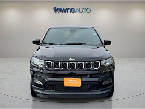 Certified 2025 Jeep Compass Sport image 8