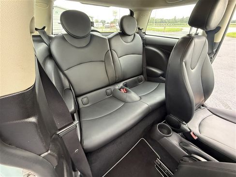 Used 2012 MINI Cooper Hardtop FWD image 8