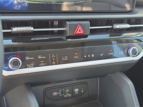 New 2026 Kia Sportage EX image 27