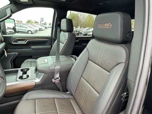 New 2026 Chevrolet Silverado 2500 High Country w/ High Country Premium Package AWD/4WD image 14