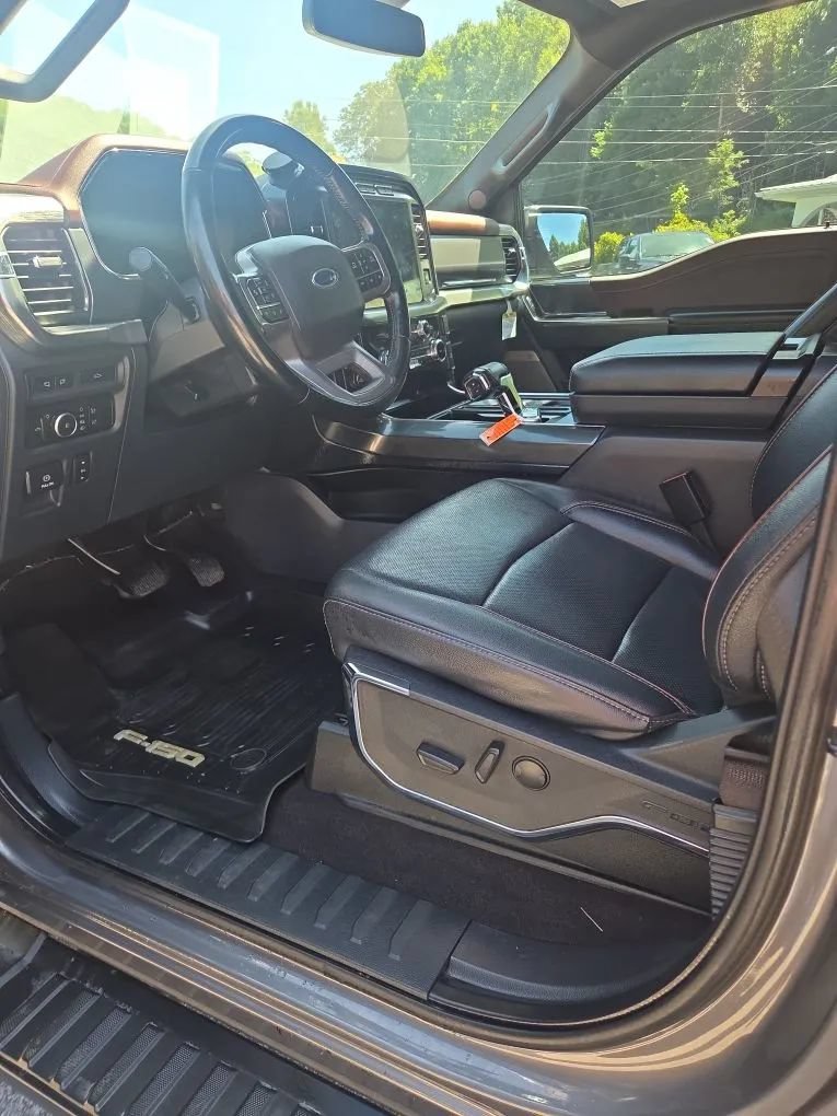 Used 2022 Ford F150 Lariat w/ Max Trailer Tow Package AWD/4WD image 8