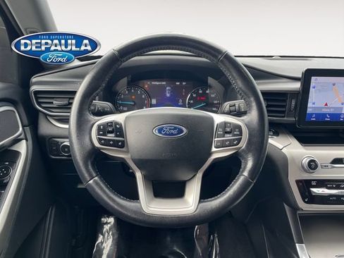 Used 2021 Ford Explorer XLT w/ Equipment Group 202A AWD/4WD image 15