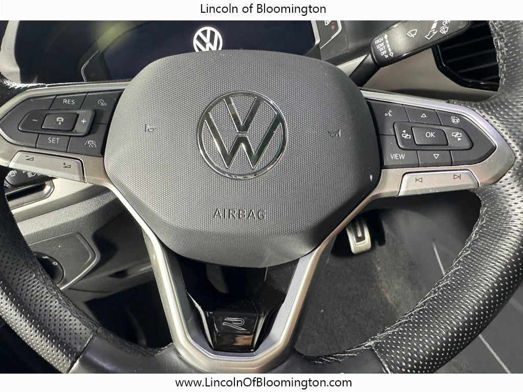 Used 2023 Volkswagen Atlas SEL Premium AWD/4WD image 16