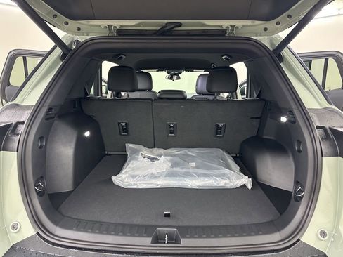 New 2026 Chevrolet Equinox LT w/ Convenience Package II image 23