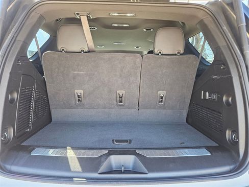 Used 2025 GMC Yukon Denali image 23