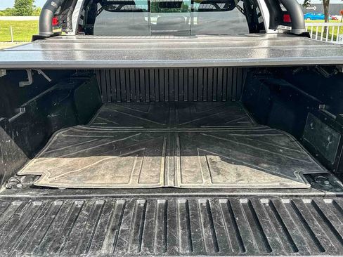 Used 2023 Toyota Tacoma SR5 w/ Technology Package AWD/4WD image 19