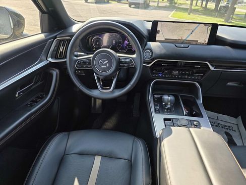 Certified 2025 MAZDA CX-70 Plug-In Hybrid w/ Premium Plus AWD/4WD image 6