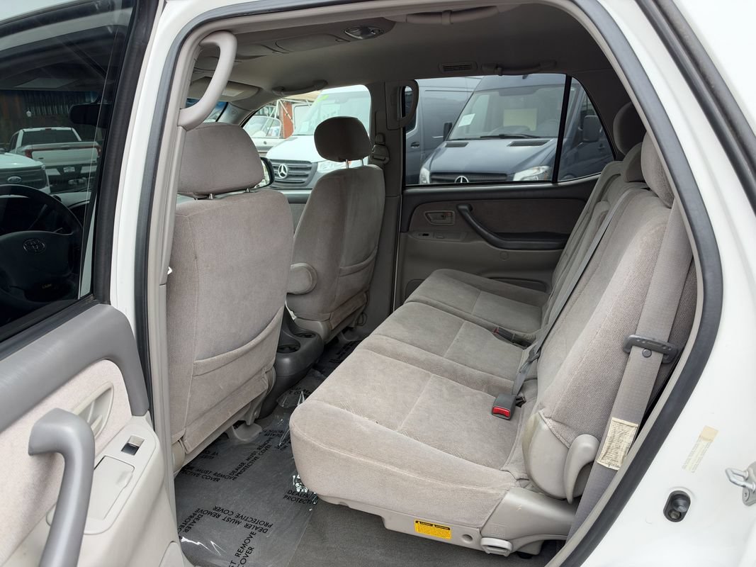 Used 2003 Toyota Sequoia SR5 AWD/4WD image 20