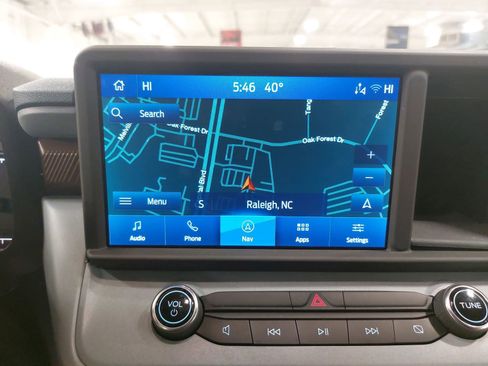 Used 2024 Ford Maverick Lariat image 25