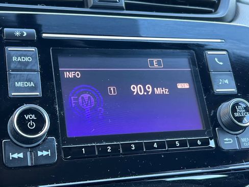 Used 2019 Honda CR-V LX image 20