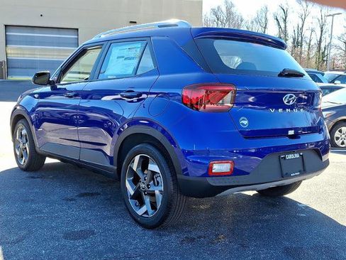 New 2026 Hyundai Venue SEL image 3