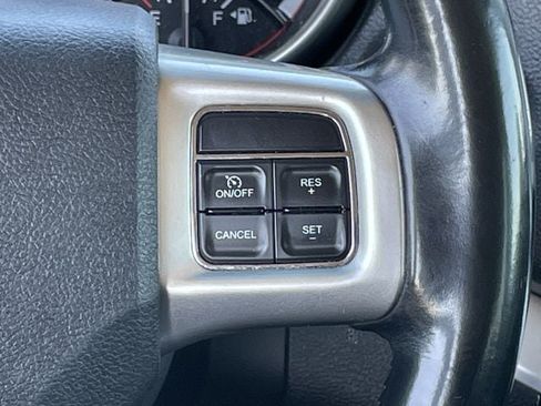 Used 2013 Dodge Journey SE FWD image 13