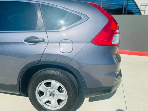 Used 2016 Honda CR-V LX image 9