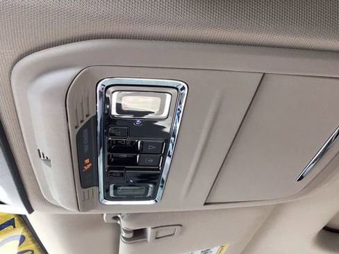 Used 2021 Lincoln Corsair Reserve w/ Equipment Group 201A image 24