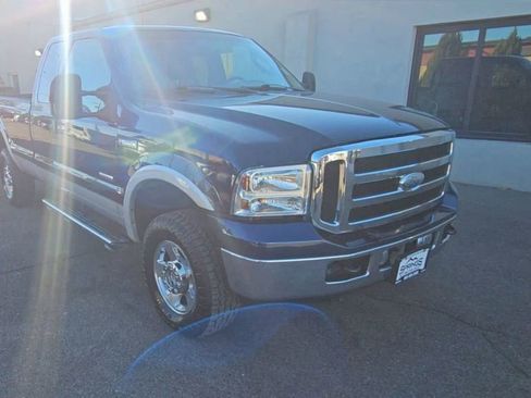 Used 2006 Ford F250 4x4 SuperCab Super Duty image 2
