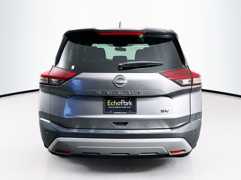 Used 2023 Nissan Rogue SV image 7