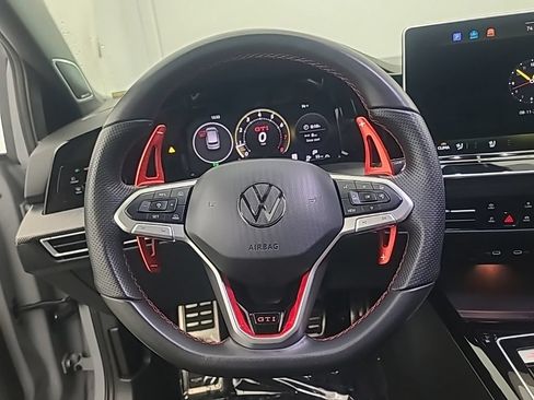 Used 2025 Volkswagen GTI SE FWD image 31
