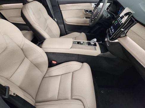 New 2026 Volvo XC90 T8 Ultra w/ Lounge Package AWD/4WD image 3