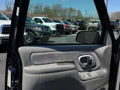 Used 1995 GMC Sierra 1500 4x4 Extended Cab image 14