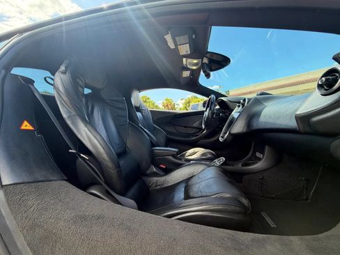 Used 2017 McLaren 570S Coupe RWD image 21