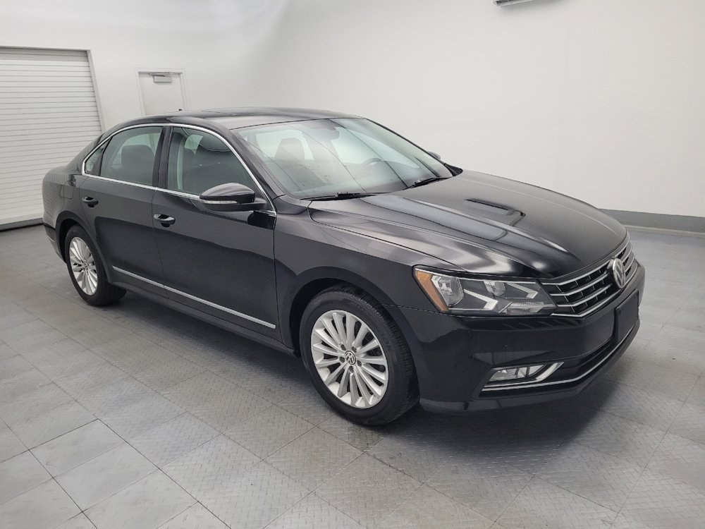Used 2016 Volkswagen Passat 1.8T SE FWD image 11