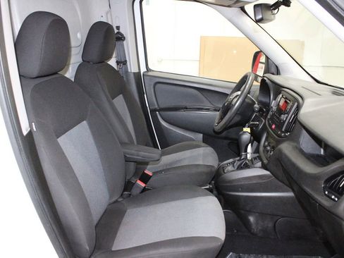 Used 2017 RAM ProMaster City Tradesman image 11