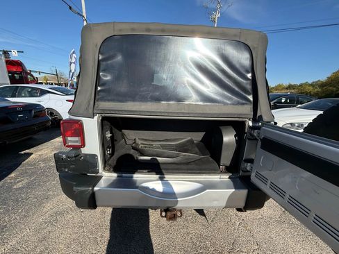 Used 2008 Jeep Wrangler Sahara w/ PWR Convenience Group image 18