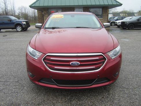 Used 2013 Ford Taurus Limited FWD image 3