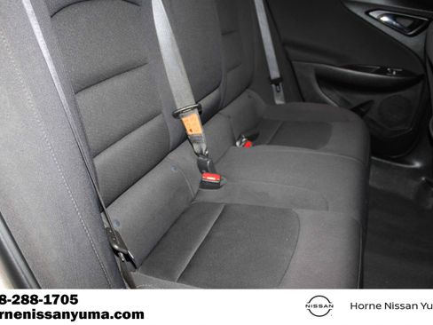 Used 2022 Chevrolet Malibu LT FWD image 7