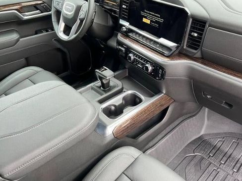 New 2026 GMC Sierra 1500 Elevation w/ Elevation Premium Package AWD/4WD image 16