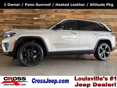 Used 2023 Jeep Grand Cherokee Altitude