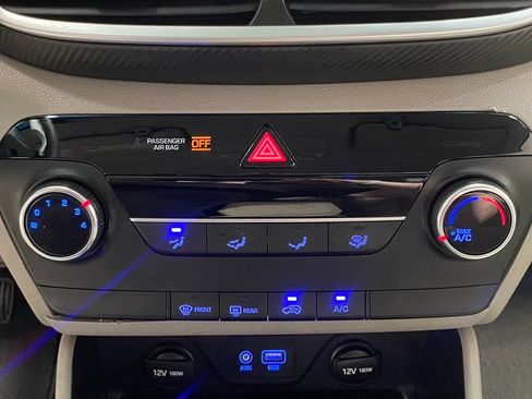 Used 2019 Hyundai Tucson SE AWD/4WD image 24