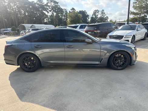 Used 2022 Cadillac CT5 V Blackwing w/ Parking Package RWD image 3