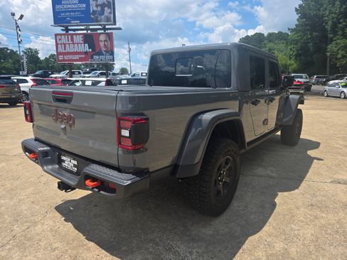 Used 2023 Jeep Gladiator Mojave w/ LED Lighting Group AWD/4WD image 5