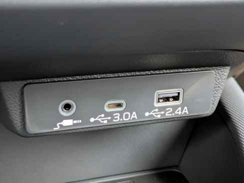 Used 2026 Subaru Forester Premium AWD/4WD image 18