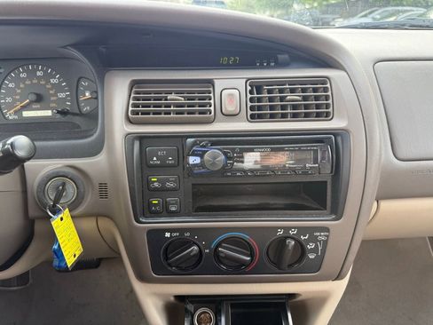 Used 1999 Toyota Avalon XL image 13