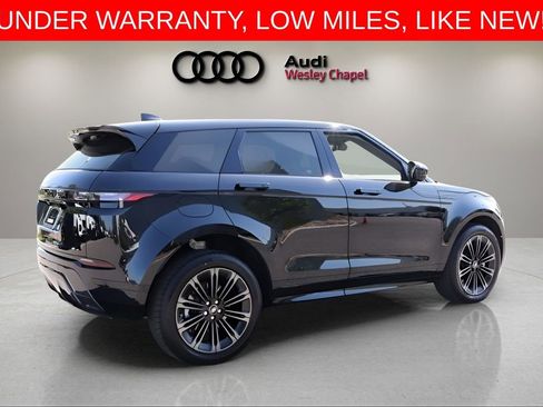 Used 2026 Land Rover Range Rover Evoque Dynamic SE AWD/4WD image 5