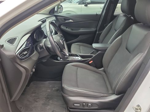 Used 2020 Buick Encore GX Select FWD image 20