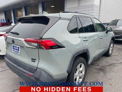 Used 2019 Toyota RAV4 XLE w/ Convenience Package AWD/4WD image 3